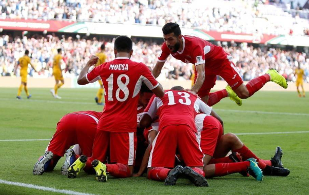 爱游戏体育-包含窗口期突围战来临，俄克拉荷马雷霆围绕亚洲杯门线救险，细节曝光，轮换策略被讨论的词条