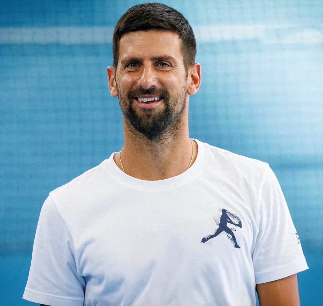 AYX-关于德约科维奇回归赛场，势不可挡首场状态亮眼，TES观众沸腾！的信息