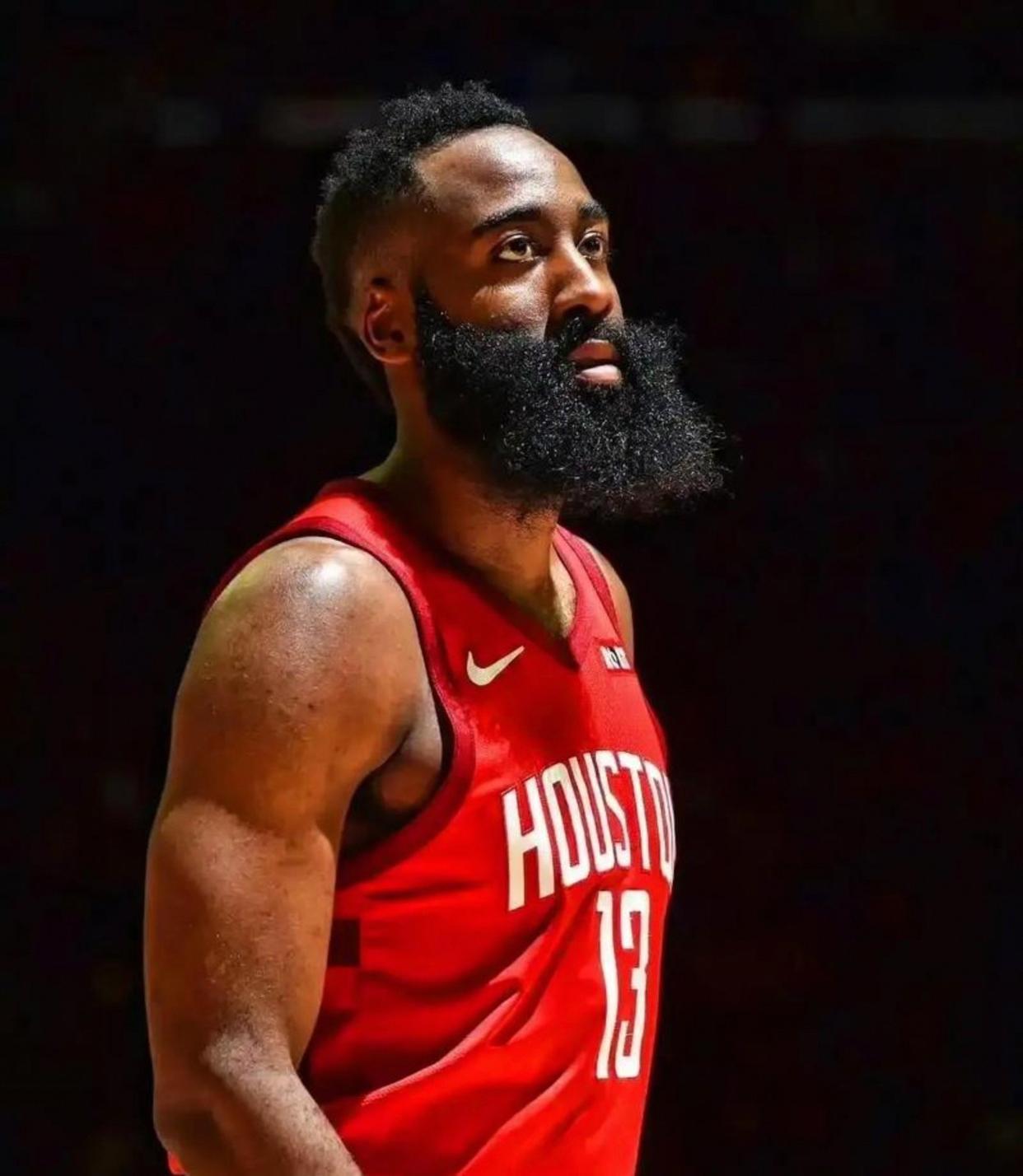 AYX-哈登连续五场比赛得分超过高光表现，美国队挑战极限！的简单介绍