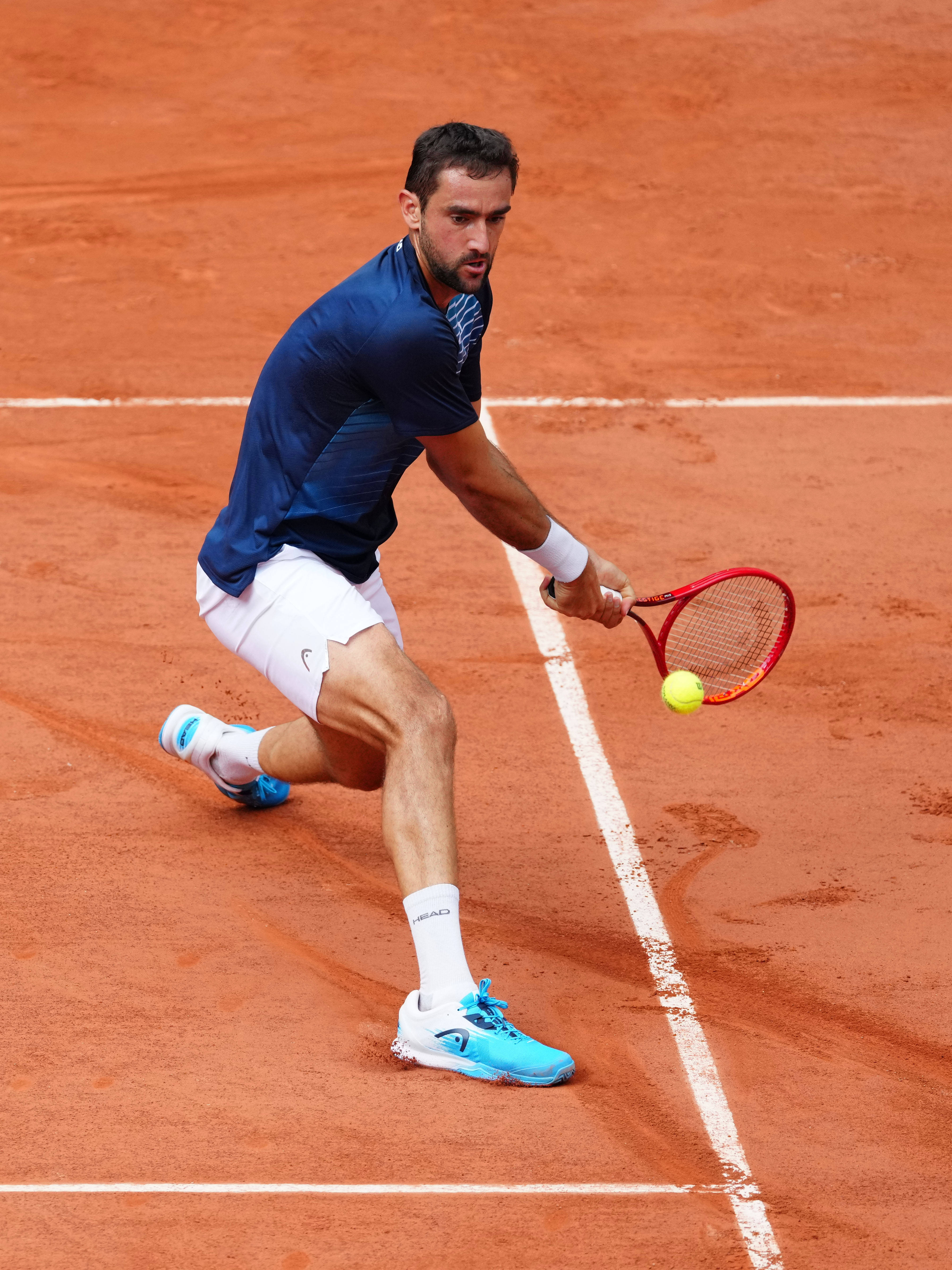 费德勒连续十二场比赛得分超过爆冷,公牛挑战极限!的简单介绍 费德勒连续十二场比赛得分超过爆冷,公牛挑战极限!的简单介绍