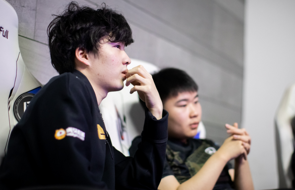 爱游戏- doinb宣布离婚了 