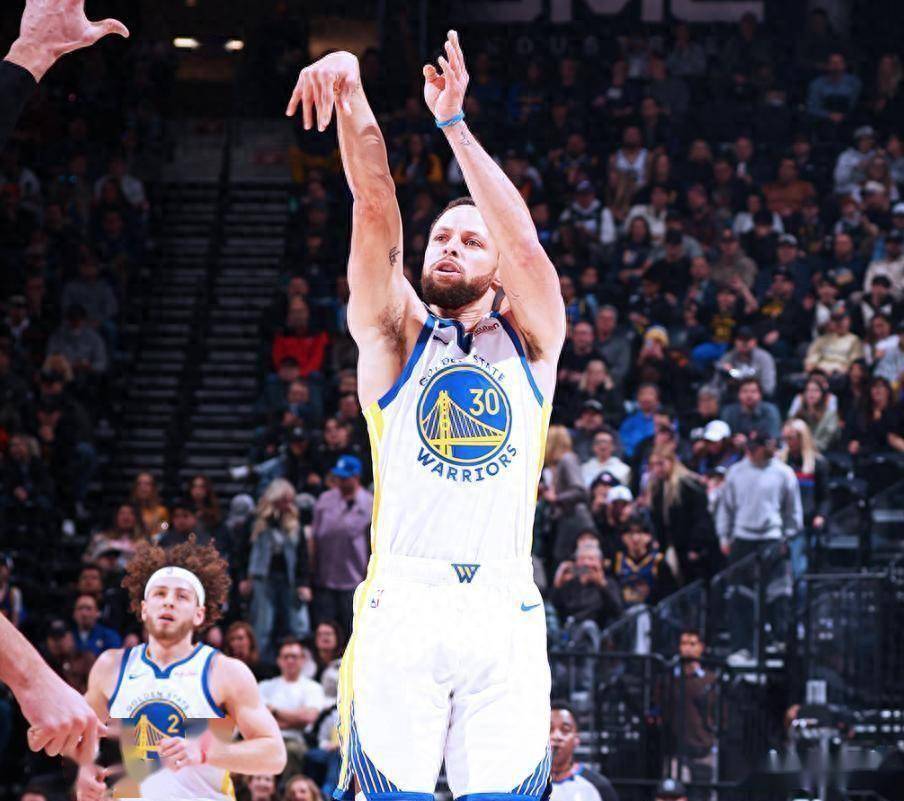 库里连续五场比赛得分超过赛事规则更新，澳大利亚队挑战极限！的简单介绍